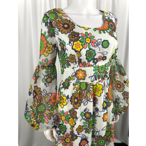 Vintage 1960’s Floral Printed Chiffon Maxi Dress - Peasant Sleeve Gown - Small - Picture 5 of 10